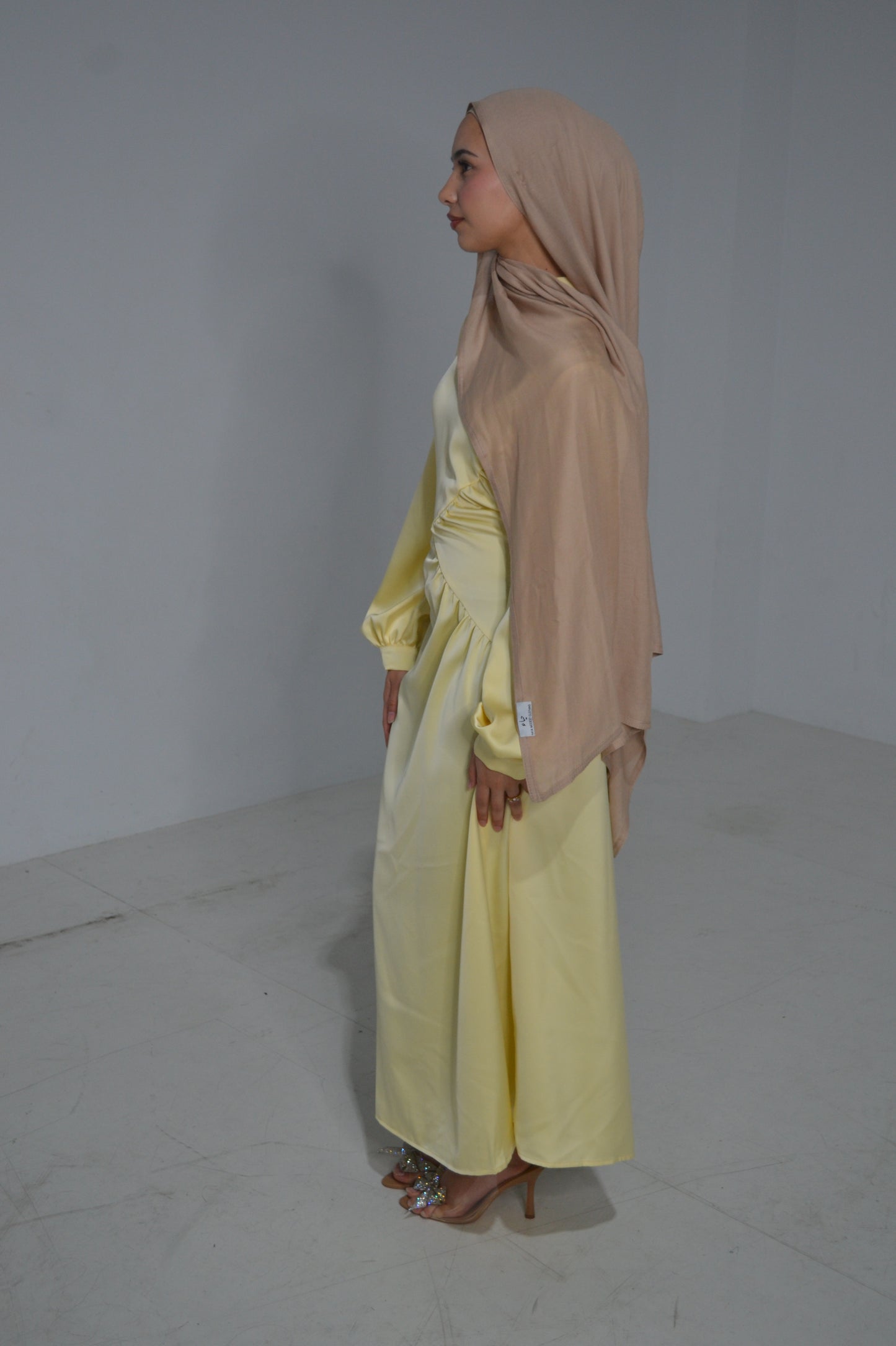 Sophia Gathered Dress - Lemon