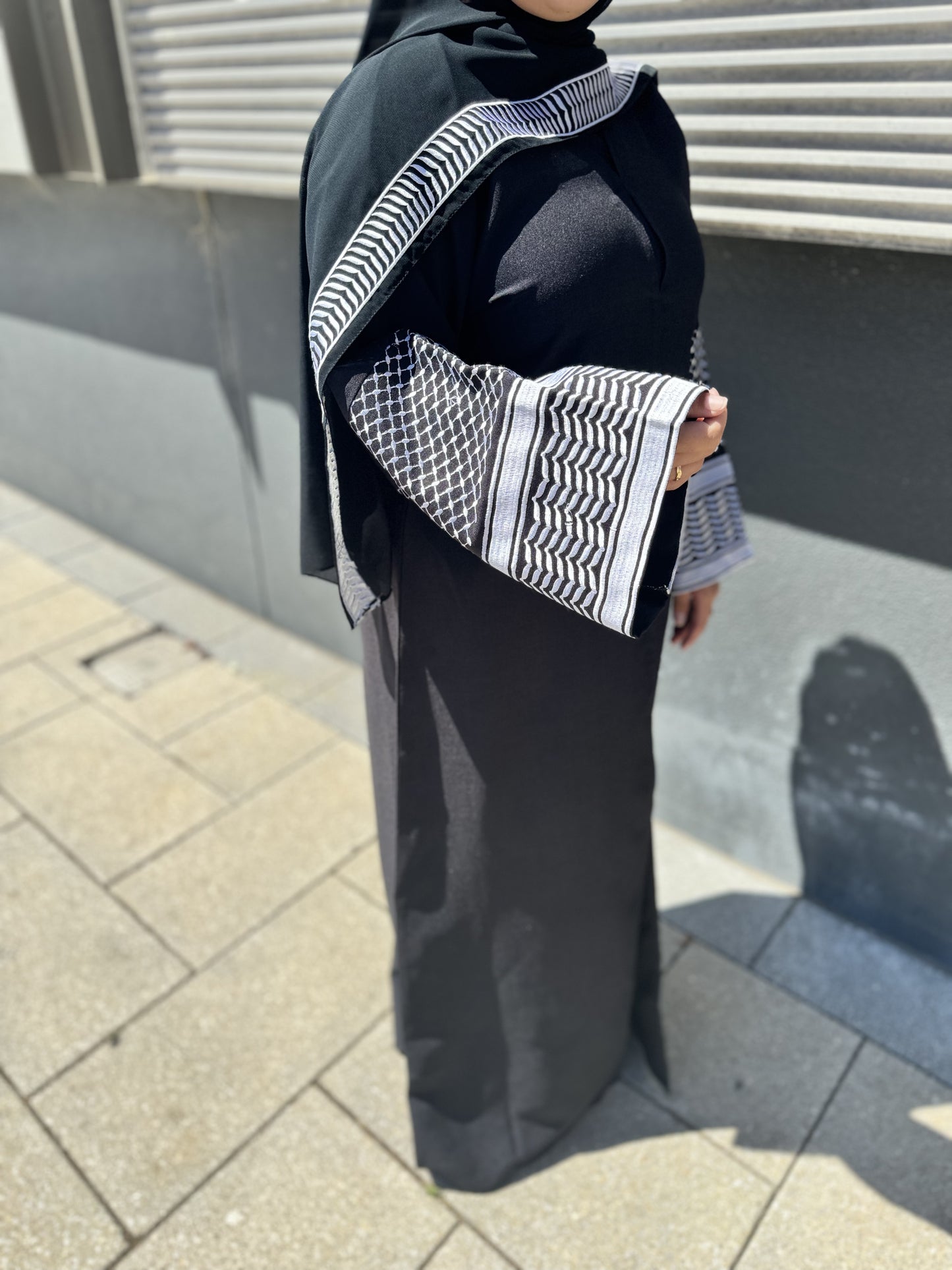 Kuffiyeh Abaya Set - Black