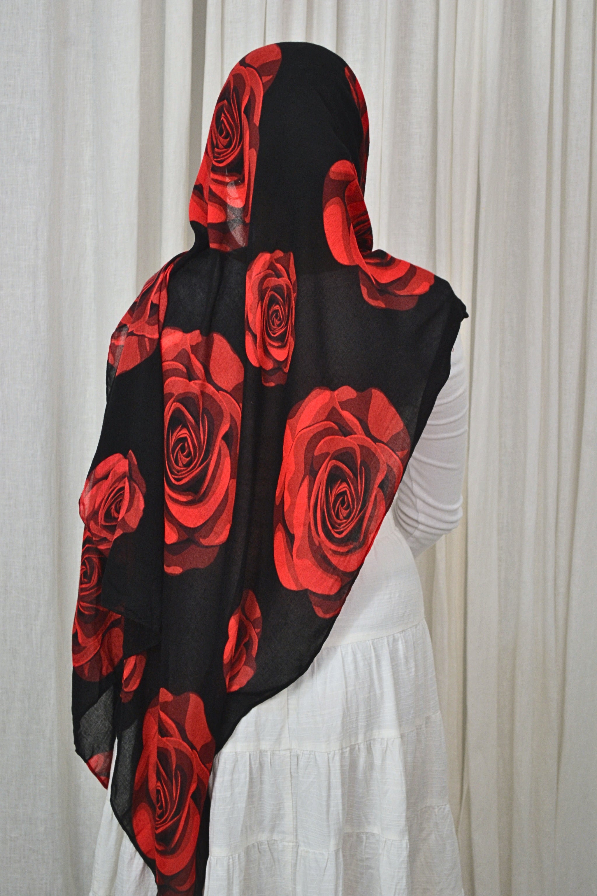 Midnight rose - Printed Hijab